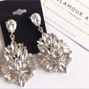 Crystal drop earrings ✨pageant Prom Bridal Evening